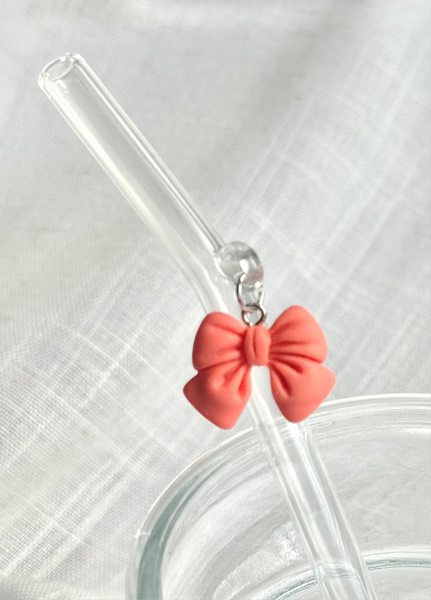 Coral Bow Glass Straw